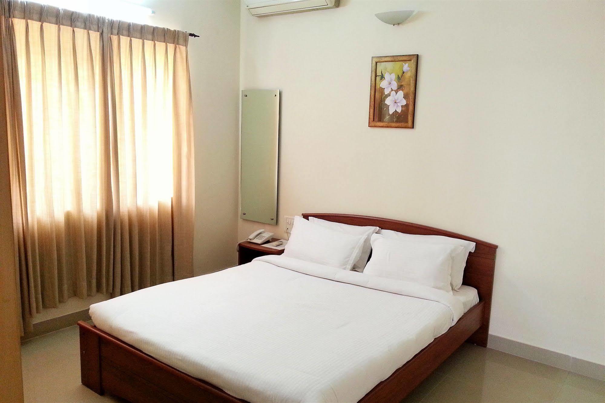 The Grand Serenity Apartment Hotel Bengaluru Zewnętrze zdjęcie